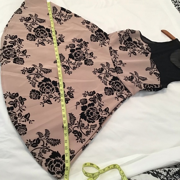 RUE21: midi length sleeveless tan black dress XL - Picture 7 of 10